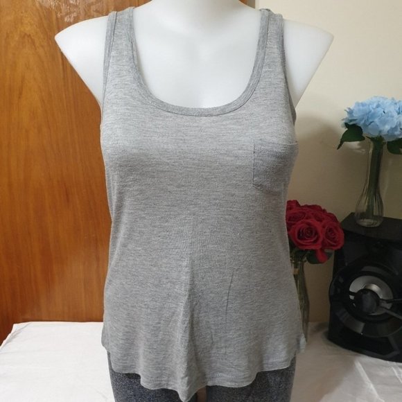 Now the weekend AU-14 Gray Sleeveless Singlet Top Tee Pre-owned - Picture 1 of 9